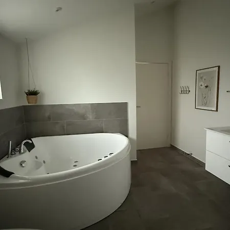 Mauri - 350m From The Sea By Interhome *