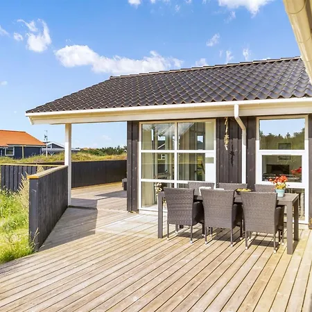 Mauri - 350m From The Sea By Interhome Feriehus